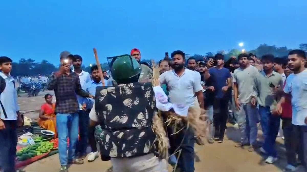 हजारीबाग और गढ़वा में नहीं जल सका हेमंत सोरेन का पुतला, प्रदर्शन से पहले ही पुलिस ने रोका