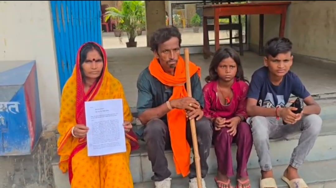 अवैध निर्माण का विरोध पड़ा भारी: महिला पर लोहे की रॉड से हमला, सिर फटा; वीडियो वायरल, 6 पर FIR