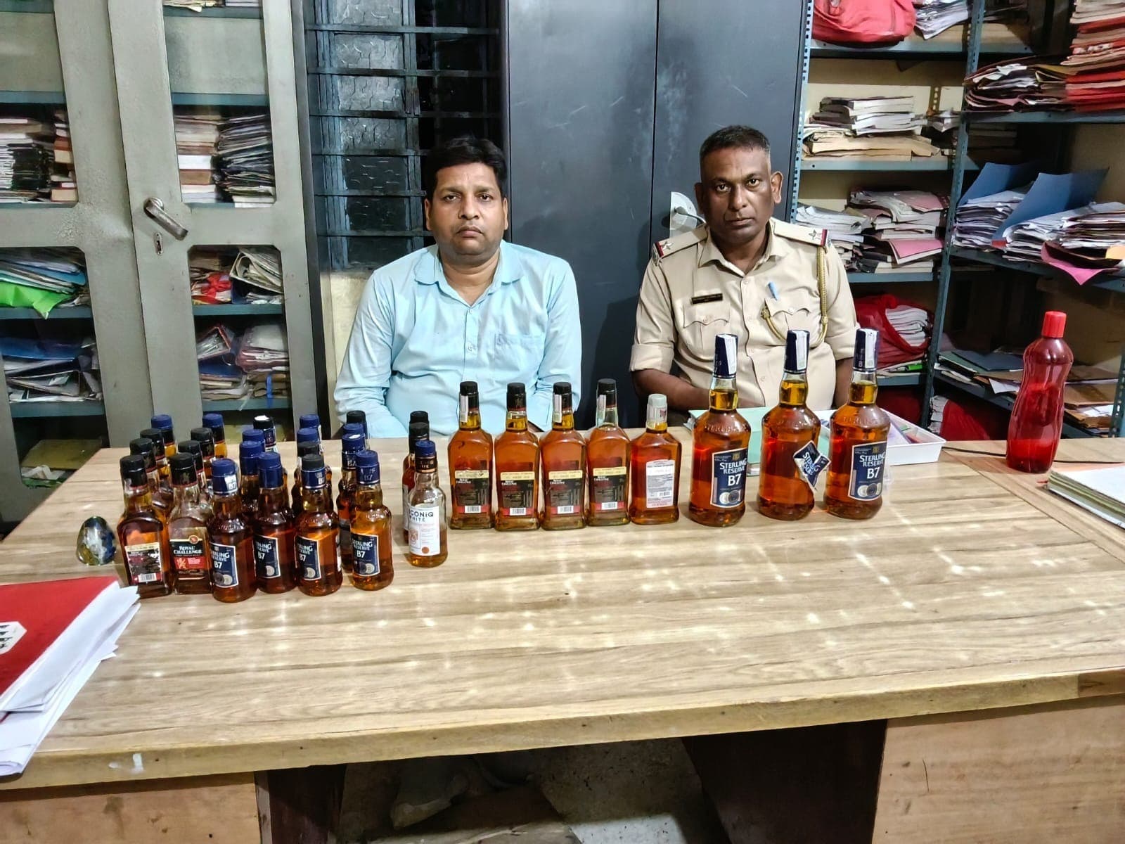 बरही में मछली होटल से अवैध अंग्रेजी शराब बरामद, कार्रवाई शुरू