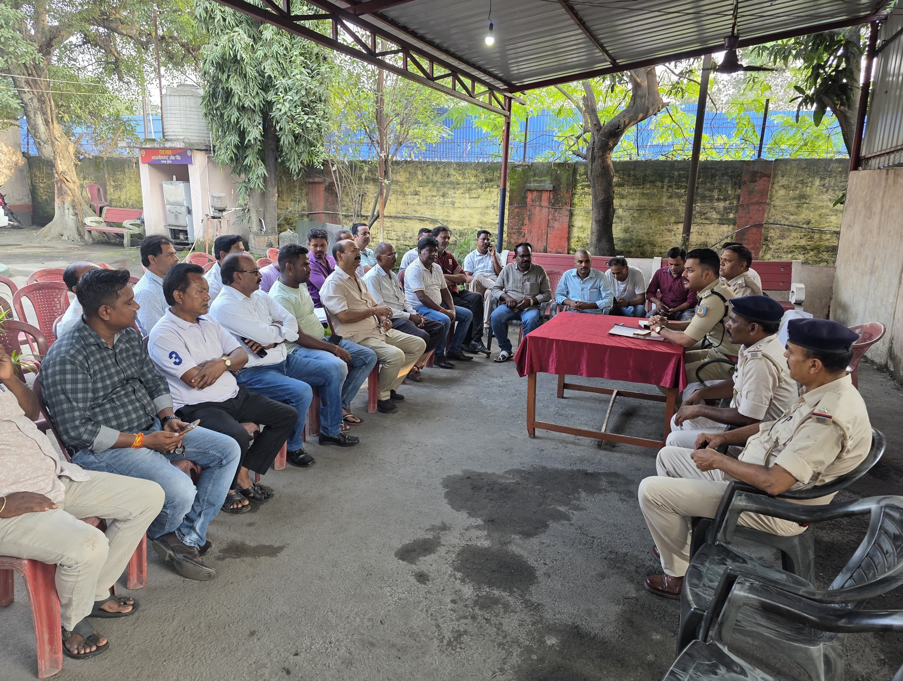 दुर्गा पूजा को लेकर भदानीनगर ओपी में शांति समिति की बैठक