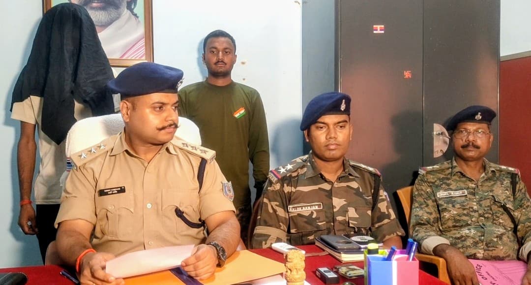 12.56 लाख के अफीम डोडा के साथ तस्कर गिरफ्तार, घर में छिपाकर रखा था माल