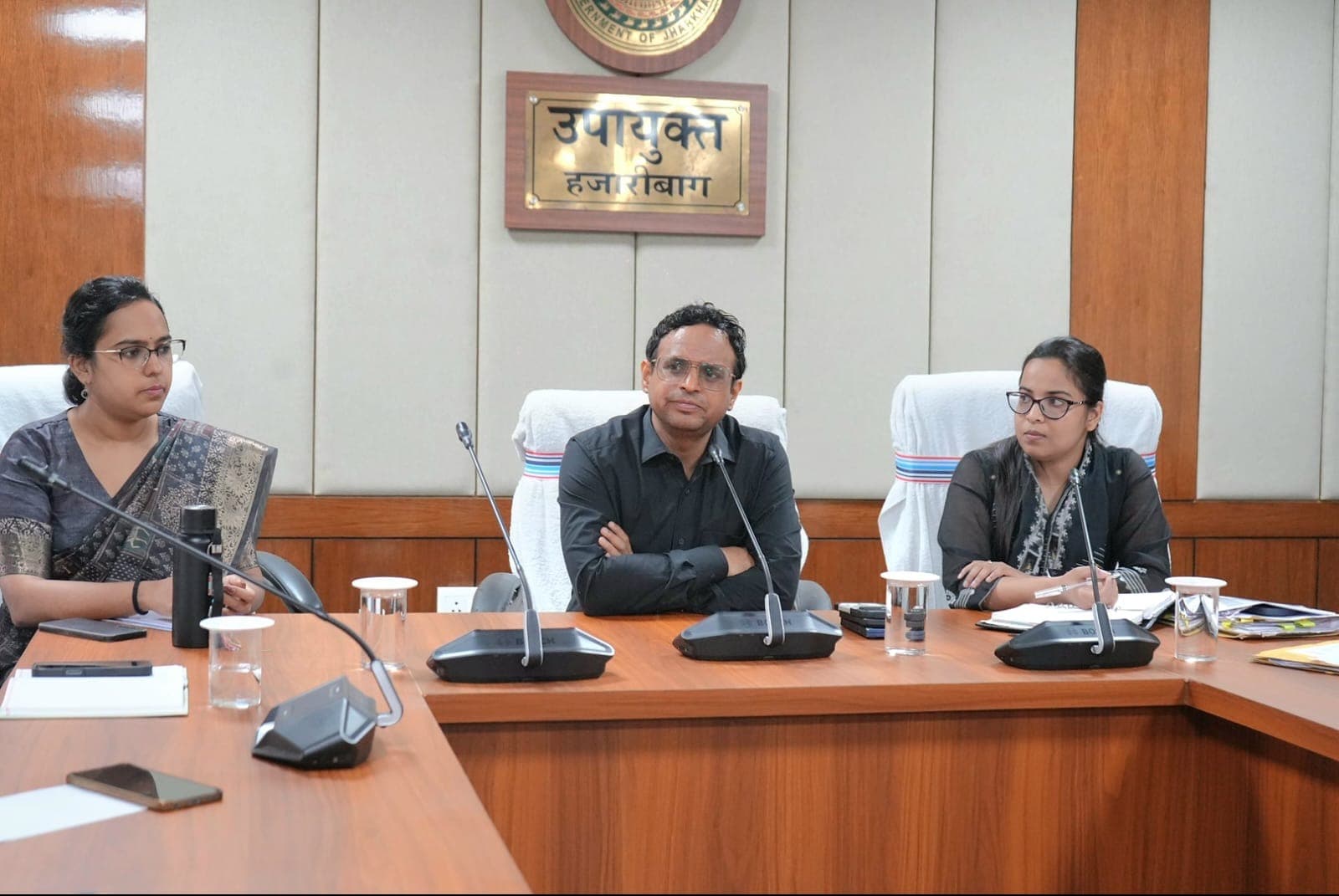 डीएमएफटी मद से एसबीएमसीएच में होंगे जरूरी कार्य, उपायुक्त ने अधिकारियों को दिए समयबद्ध कार्रवाई के निर्देश