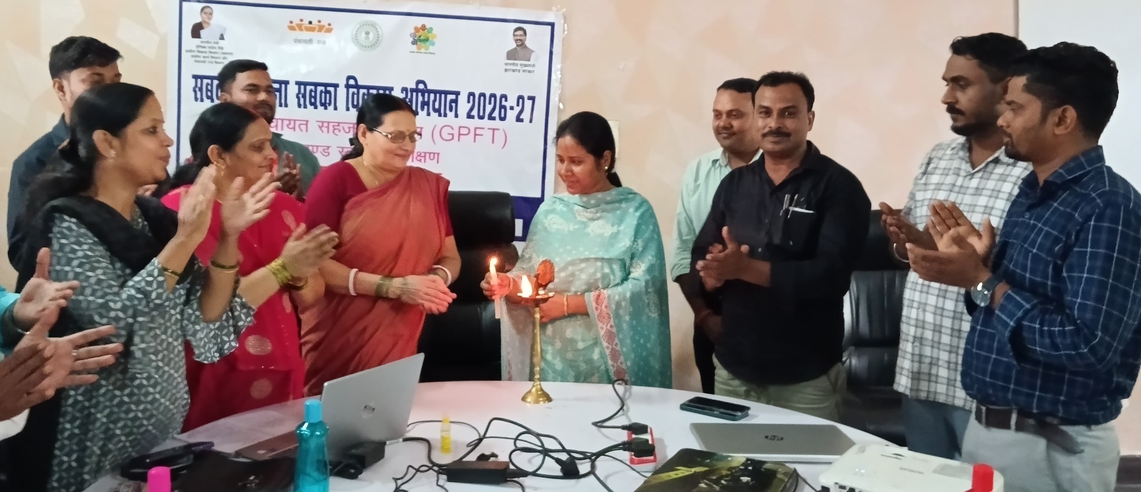पंचायतों में विकास योजनाओं को अधिक प्रभावी और सहभागी बनाना है : रीना कुजूर