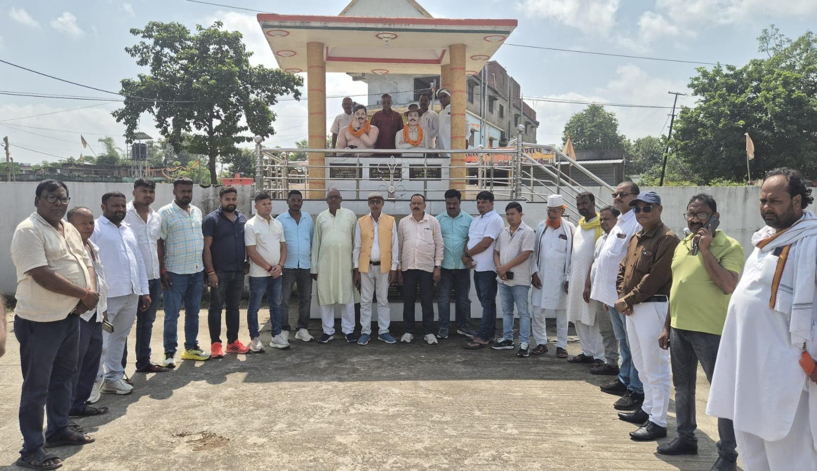 भगत सिंह के विचारों को आत्मसात करने का लिया संकल्प