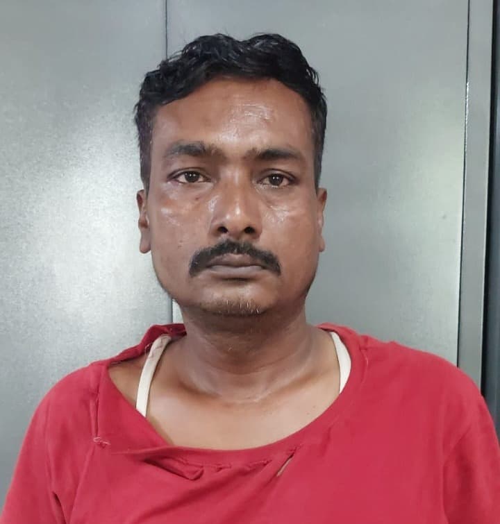 9 वर्षीय बच्चे को टक्कर मारने वाला पिकअप वैन चालक को सेक्टर-4 थाना ने किया गिरफ्तार, वाहन भी जब्त