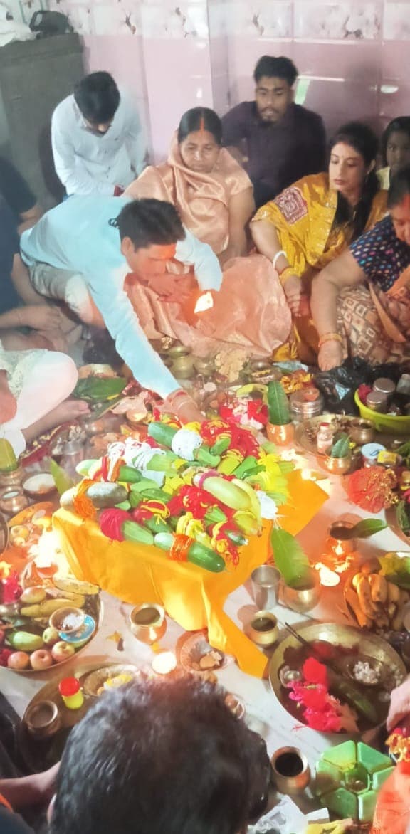कुजू कोयलांचल क्षेत्र के विभिन्न स्थानों में  श्रद्धालुओं ने की भगवान अनंत की पूजा 