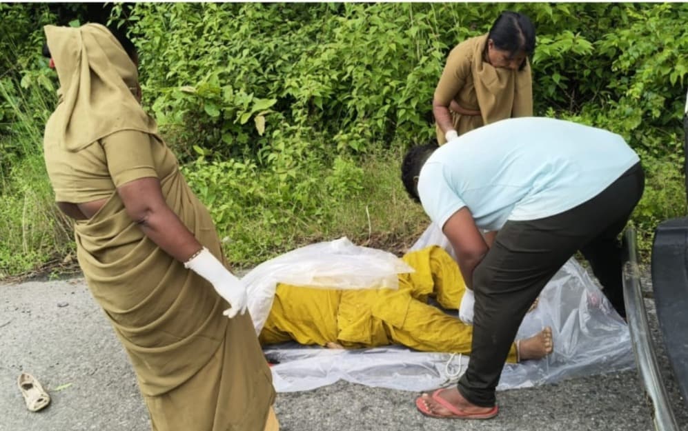 इचाक में एनएच-33 किनारे अज्ञात महिला का पुराना शव मिलने से सनसनी