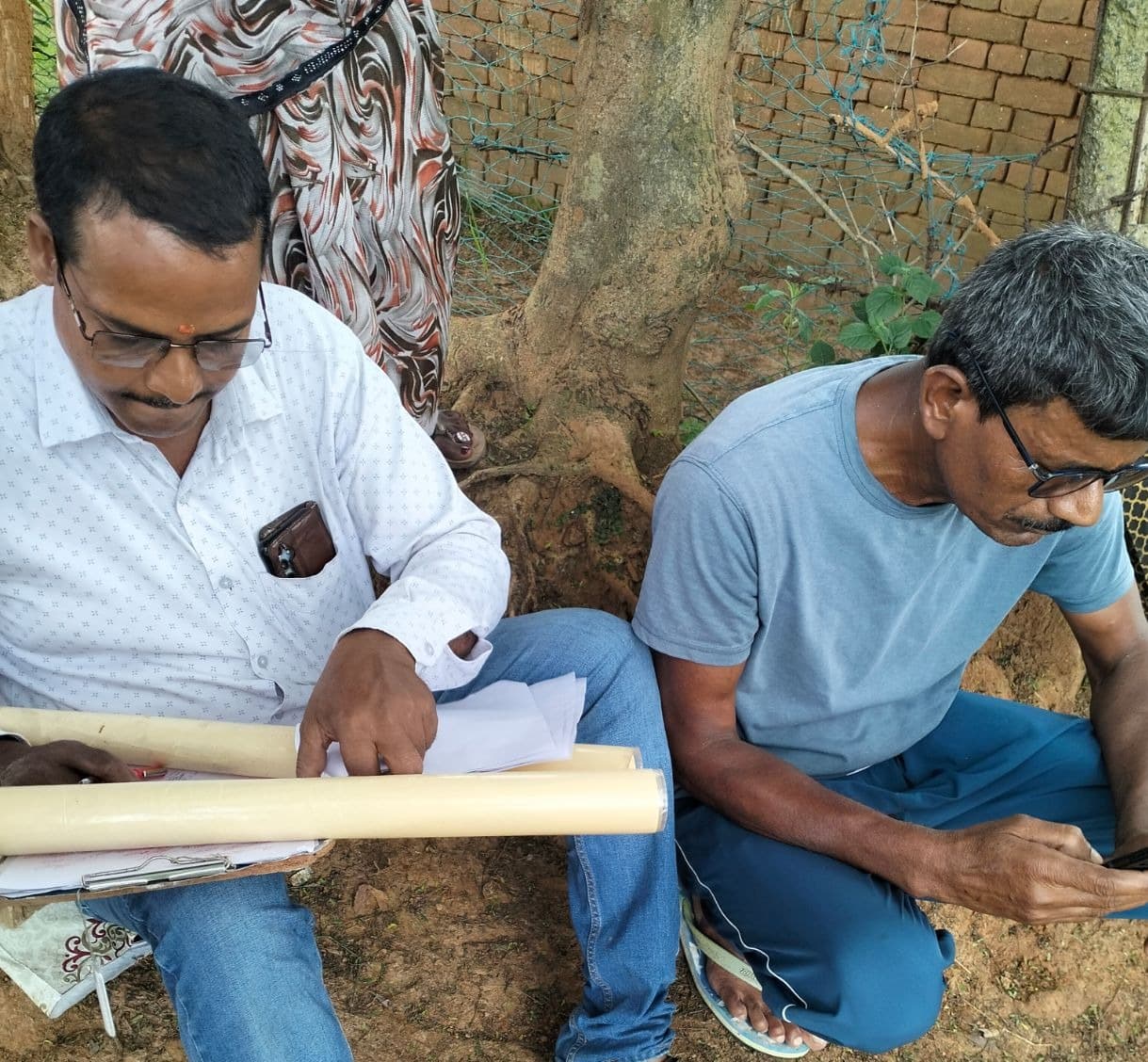 सिरसी में भू-माफियाओं का दबदबा बरकरार, सरकारी अमीन को ही खदेड़ने का आरोप