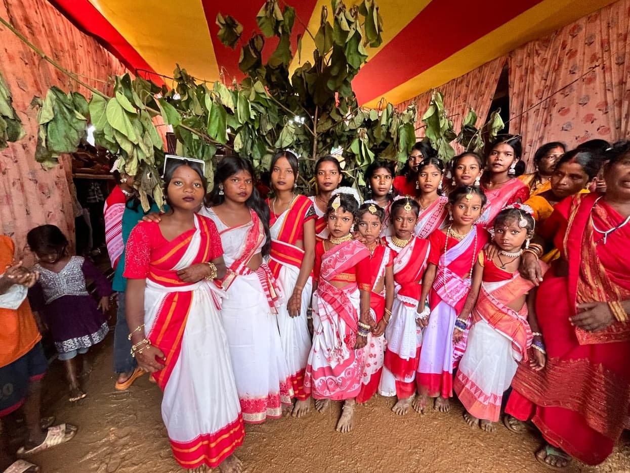 प्रकृति का पर्व करमा मांडू में हर्षोल्लास के साथ संपन्न