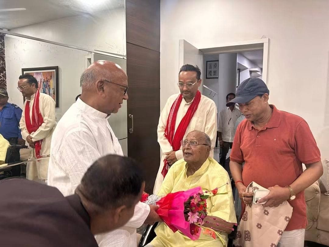 सरयू राय पहुंचे हजारीबाग, पूर्व जिप अध्यक्ष ब्रजकिशोर जायसवाल का जाना हाल