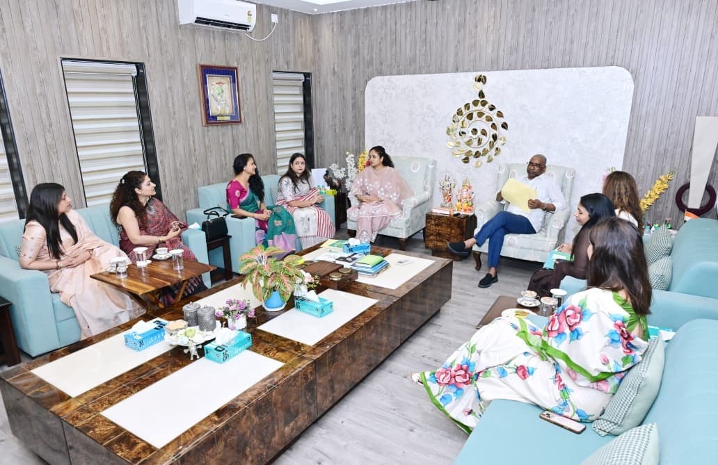 हेमंत सोरेन से मिला जेसोवा प्रतिनिधिमंडल, दीवाली मेले का दिया निमंत्रण