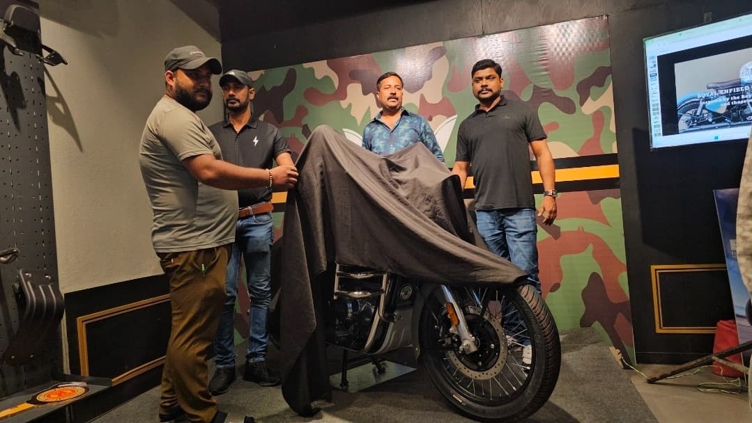 नई क्लासिक 350 गोरखा एडिशन की शानदार लॉन्चिंग