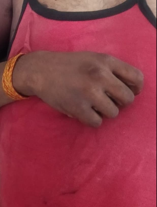 दनुआ घाटी ने फिर छीनी एक जिंदगी, दो घंटे तक केबिन में फंसा रहा चालक, सुबह तोड़ा दम