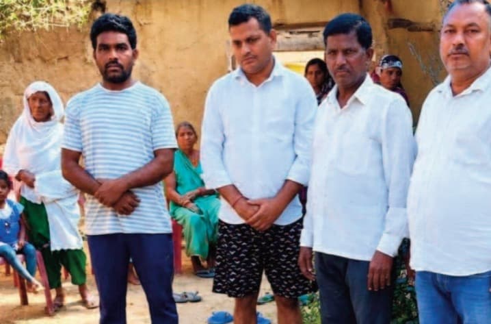 प्रयाग यादव के निधन पर पूर्व मुखिया रघुवीर यादव ने जताया शोक, परिजनों को दी सांत्वना