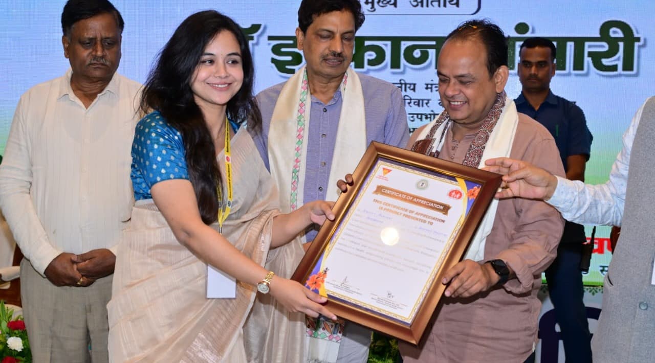 विश्व जनसंख्या दिवस पर कार्यशाला, उत्कृष्ट स्वास्थ्यकर्मी सम्मानित
