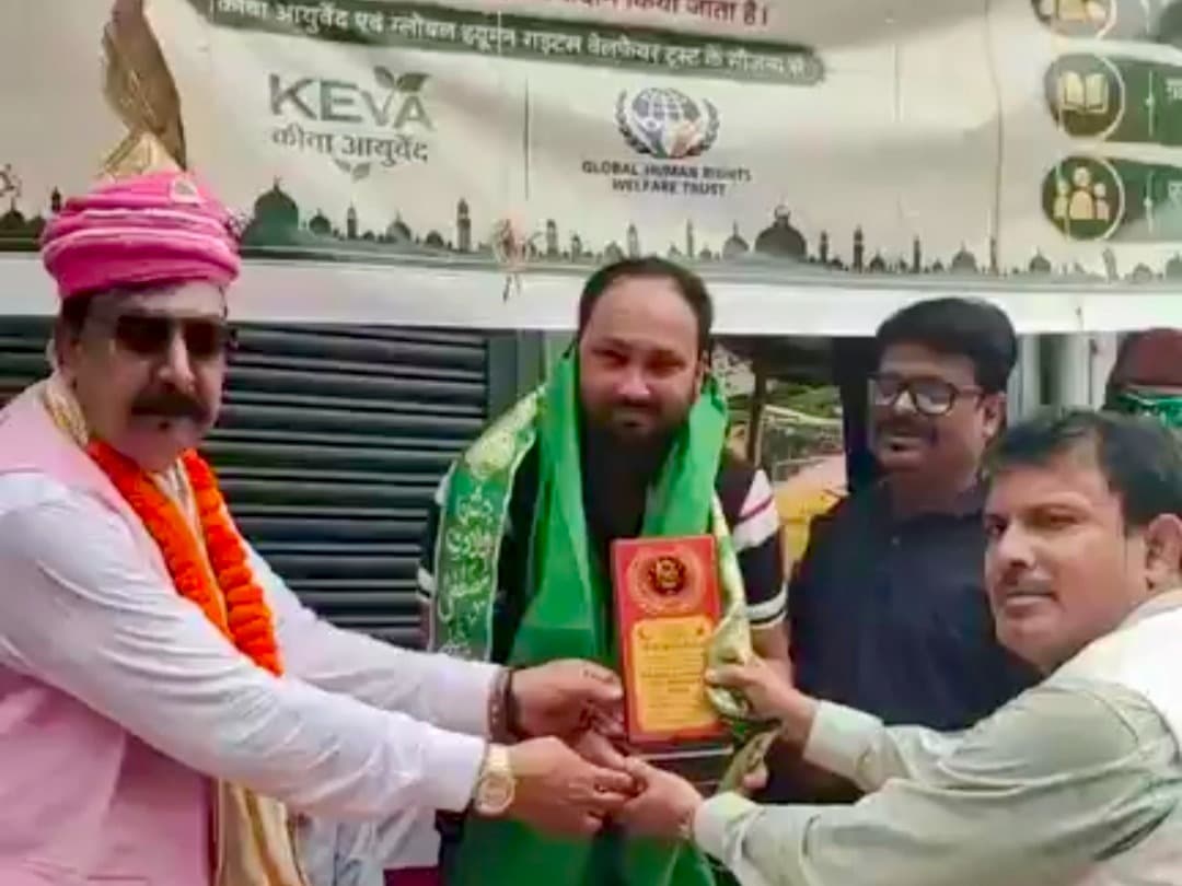 100 जुलूसे मोहम्मदी कमेटियां सम्मानित, खिदमत और बेहतर तरबियत के लिए मिला सम्मान