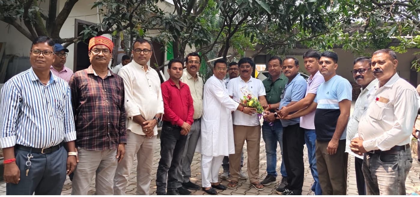 प्रेस क्लब के विकास को लेकर मंत्री योगेंद्र प्रसाद से मिले पत्रकार
