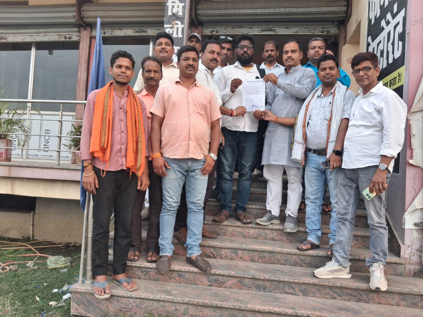 चौपारण : प्रस्तावित भव्य राम मंदिर निर्माण की तैयारी तेज, राजस्थान के शिल्पकारों से हुआ एग्रीमेंट