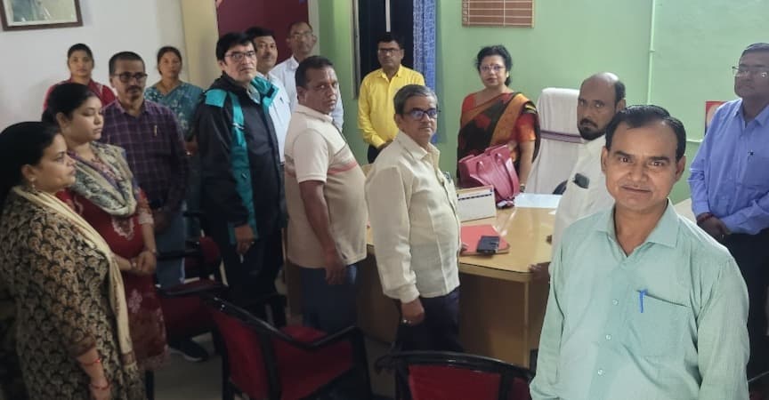 मंत्री पुत्री सहित चार युवाओं के निधन पर RNYM कॉलेज बरही में शोकसभा