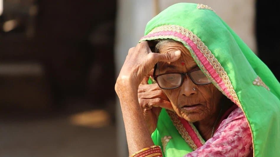 महाराष्ट्र में बुजुर्ग महिला ने पोतों से जमीन वापस जीती