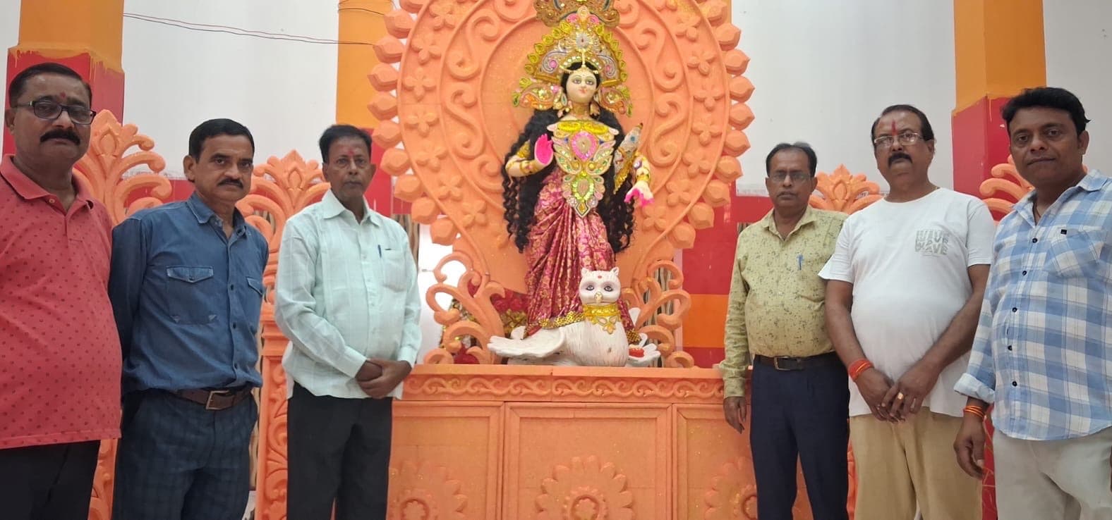 गिद्दी 'ए' दुर्गा मंडप में धूमधाम से संपन्न हुई मां कोजागौरी लक्ष्मी पूजा