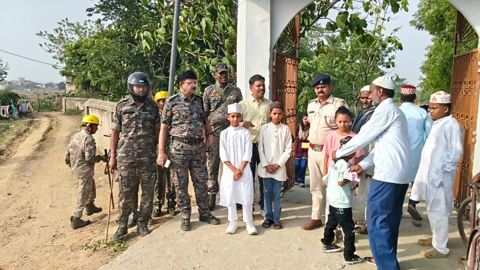 बरही में शांतिपूर्ण माहौल में मनाई गई ईद उल अजहा : मस्जिदों और ईदगाहों में अकीदतमंदों ने अदा की नमाज