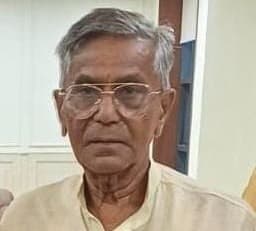 सड़क हादसे में तृषा सिंह के निधन पर पूर्व विधायक उमाशंकर अकेला यादव ने जताया गहरा शोक