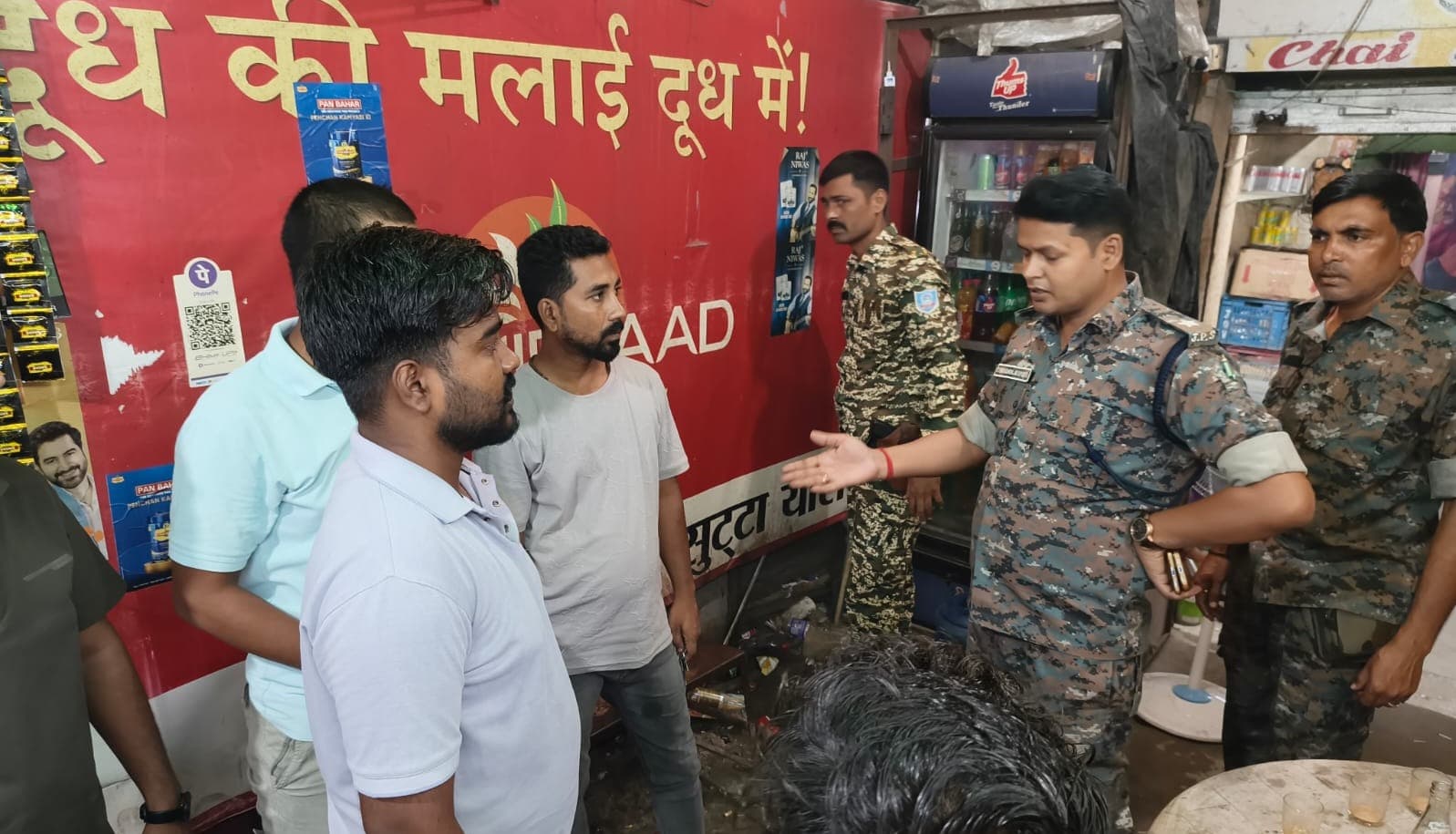 पलामू पुलिस का अड्डेबाजी के खिलाफ बड़ा अभियान, 100 से अधिक लोगों से पूछताछ