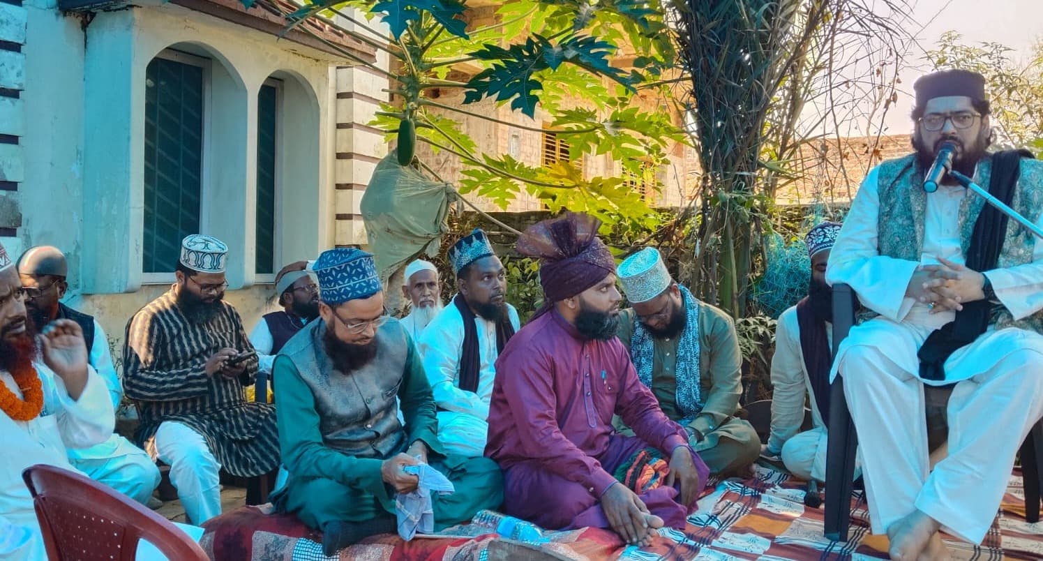 अजमत-ए-वालिदैन कॉन्फ्रेंस का भव्य आयोजन, उलेमा ने बताए माता-पिता के हकूक