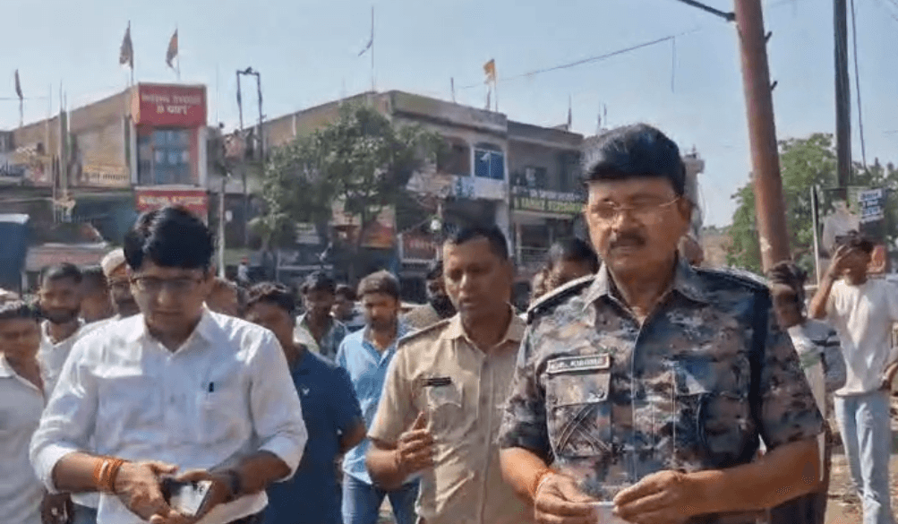 NH-20 के बरही राउंडअबाउट से हटा अतिक्रमण, अब होगा सौंदर्यीकरण और पौधारोपण