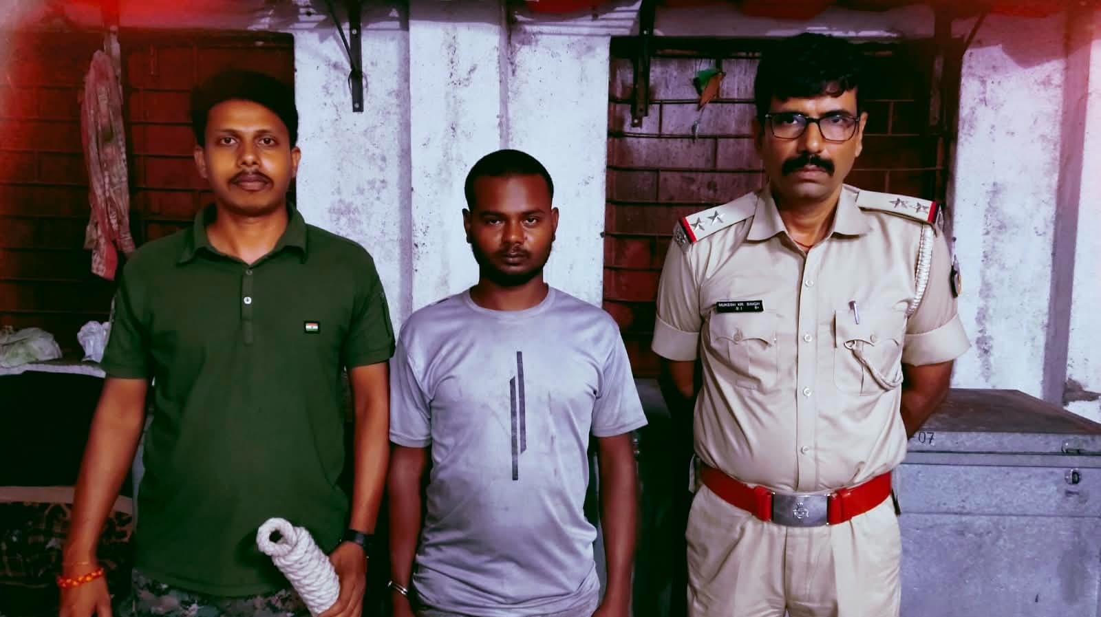 भेलवावारा में मोबाइल दुकान चोरी का खुलासा, मो. अशरफ गिरफ्तार