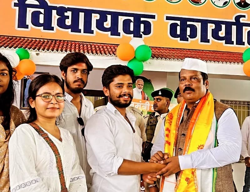 मंदीप यादव बने हजारीबाग सदर विधायक के सोशल मीडिया प्रतिनिधि