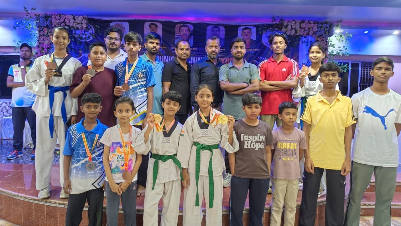लोहरदगा में हज़ारीबाग के खिलाड़ियों का दम, 2 स्वर्ण समेत 8 पदक जीतकर लहराया परचम