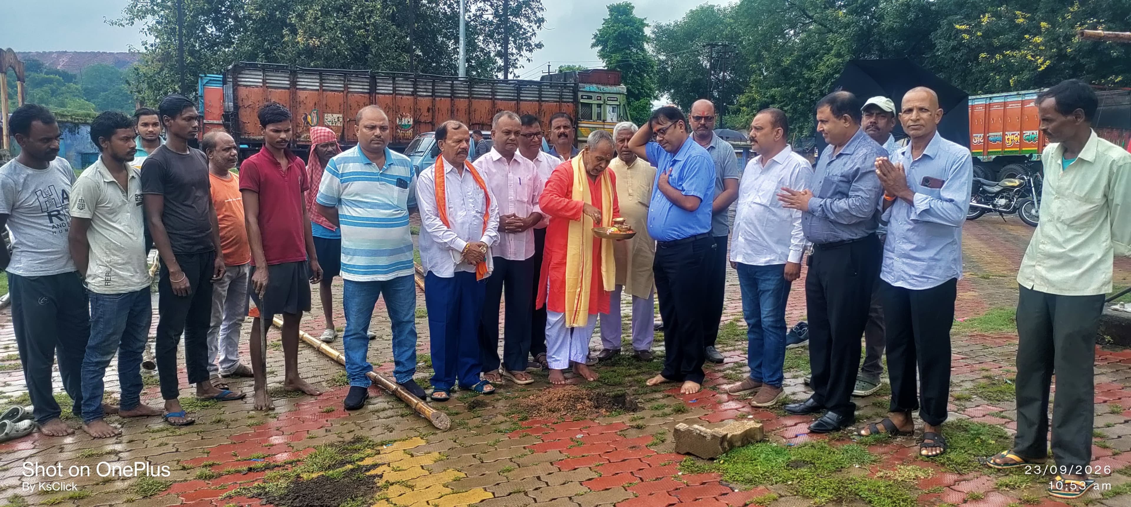 सयाल दुर्गा मंडप में पंडाल निर्माण को लेकर हुआ भूमि पूजन