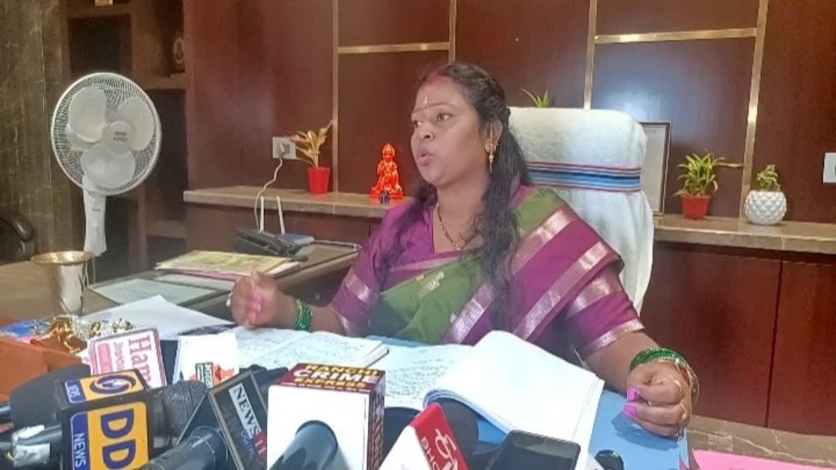 निगम कर्मचारी दुर्व्यवहार करे तो दर्ज कराएं शिकायत : मेयर
