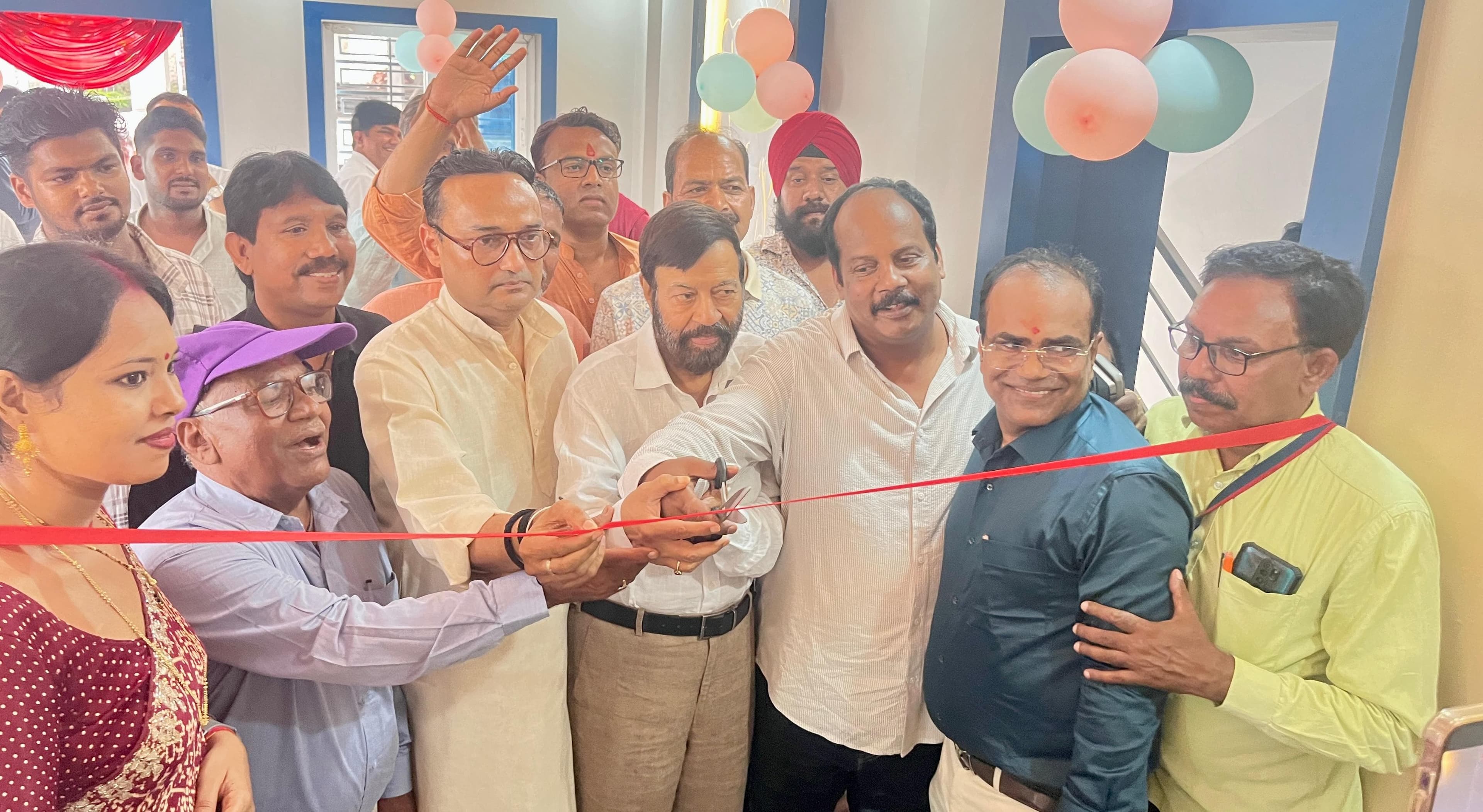 एसएलएस डेंटल क्लिनिक की दूसरी शाखा का भव्य उद्घाटन