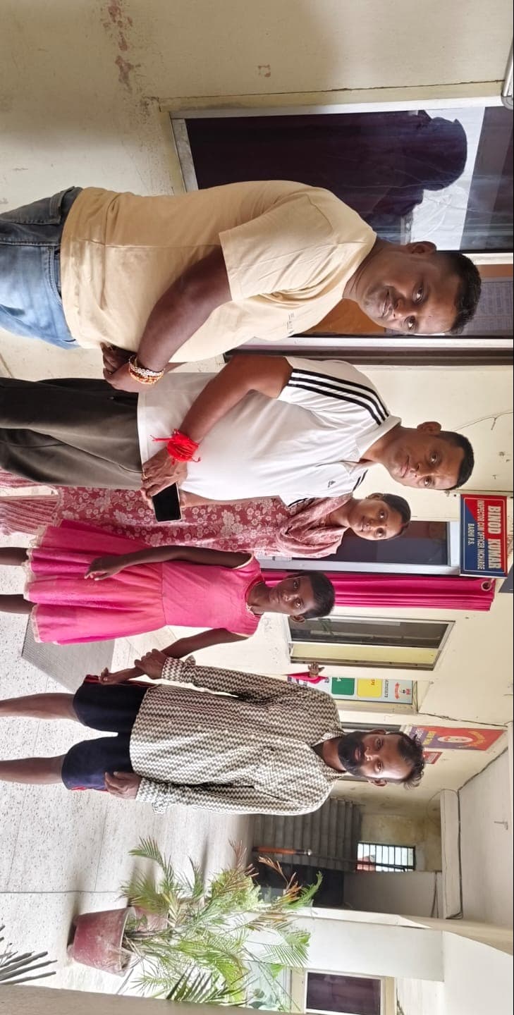 पुलिस की तत्परता से मानसिक रूप से अस्वस्थ बच्ची सकुशल परिजनों को मिली