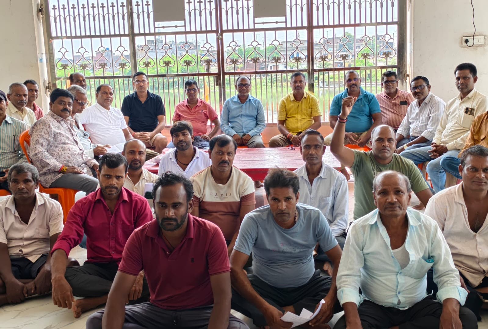 पूर्व मंत्री योगेंद्र साव पर हुई प्रशासनिक कार्रवाई से मांडू के तैलिक समाज मे आक्रोश