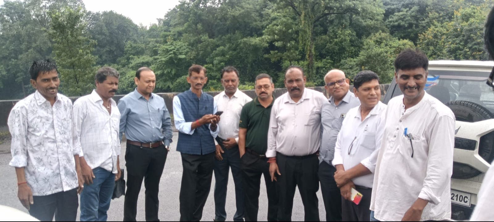 बरका-सयाल क्षेत्र में जल संकट के समाधान को लेकर सीसीएल अधिकारियों ने किया निरीक्षण