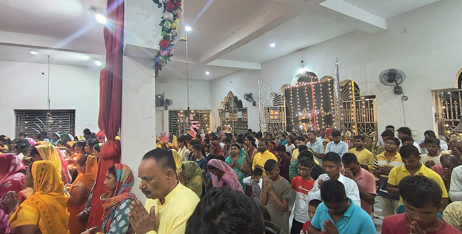 मांडू के चारों दिशाओं में मां दुर्गा का वास, चहुंओर गूंज रहे मां अंबे के जयकारे 