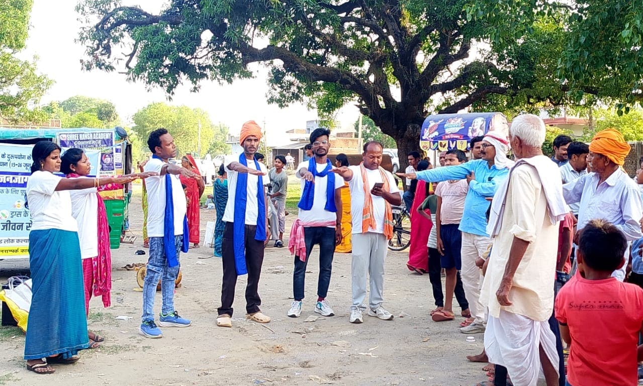 नशा मुक्ति अभियान के तहत हजारीबाग में नुक्कड़ नाटक के माध्यम से चलाया गया जनजागरूकता अभियान
