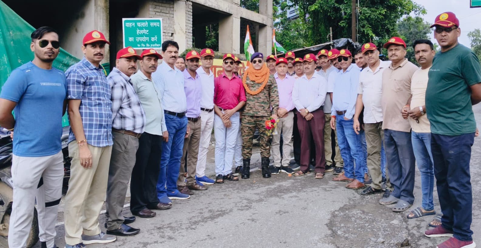 30 वर्षों की सैन्य सेवा के बाद सेवानिवृत्त हुए सूबेदार कौशल किशोर पांडे, पूर्व सैनिक वेलफेयर ट्रस्ट ने किया सम्मान