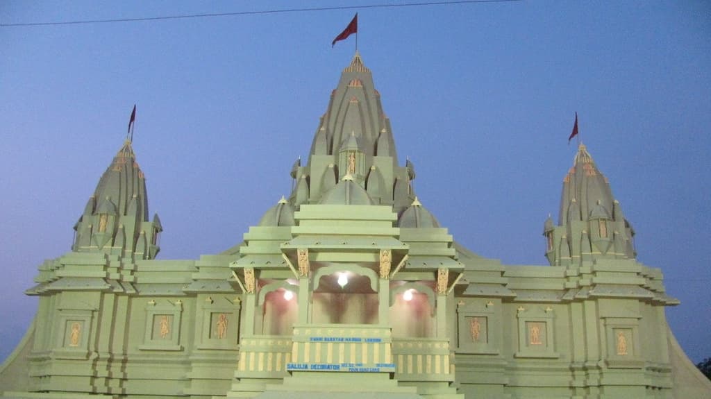 गिद्दी दुर्गा पूजा की तैयारियां तेज, लंदन के लक्ष्मी नारायण मंदिर की तर्ज पर बनेगा भव्य पंडाल