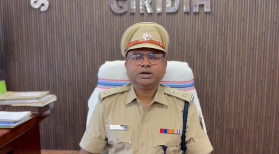 दुर्गापूजा शांतिपूर्ण और सौहार्दपूर्ण माहौल में मनाएं: गिरिडीह एसपी