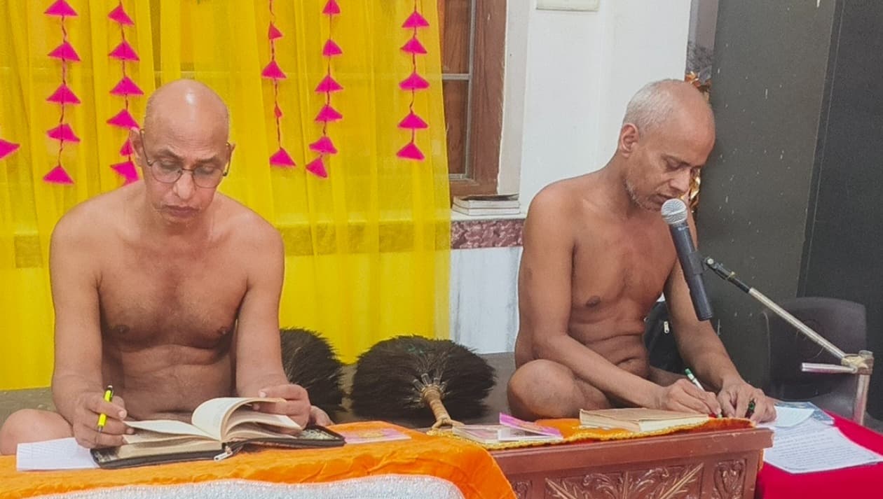 2000 साल पुरानी जिनवाणी को नमन, धर्मनाथ भगवान के मोक्ष कल्याणक पर उमड़ा श्रद्धा का सैलाब