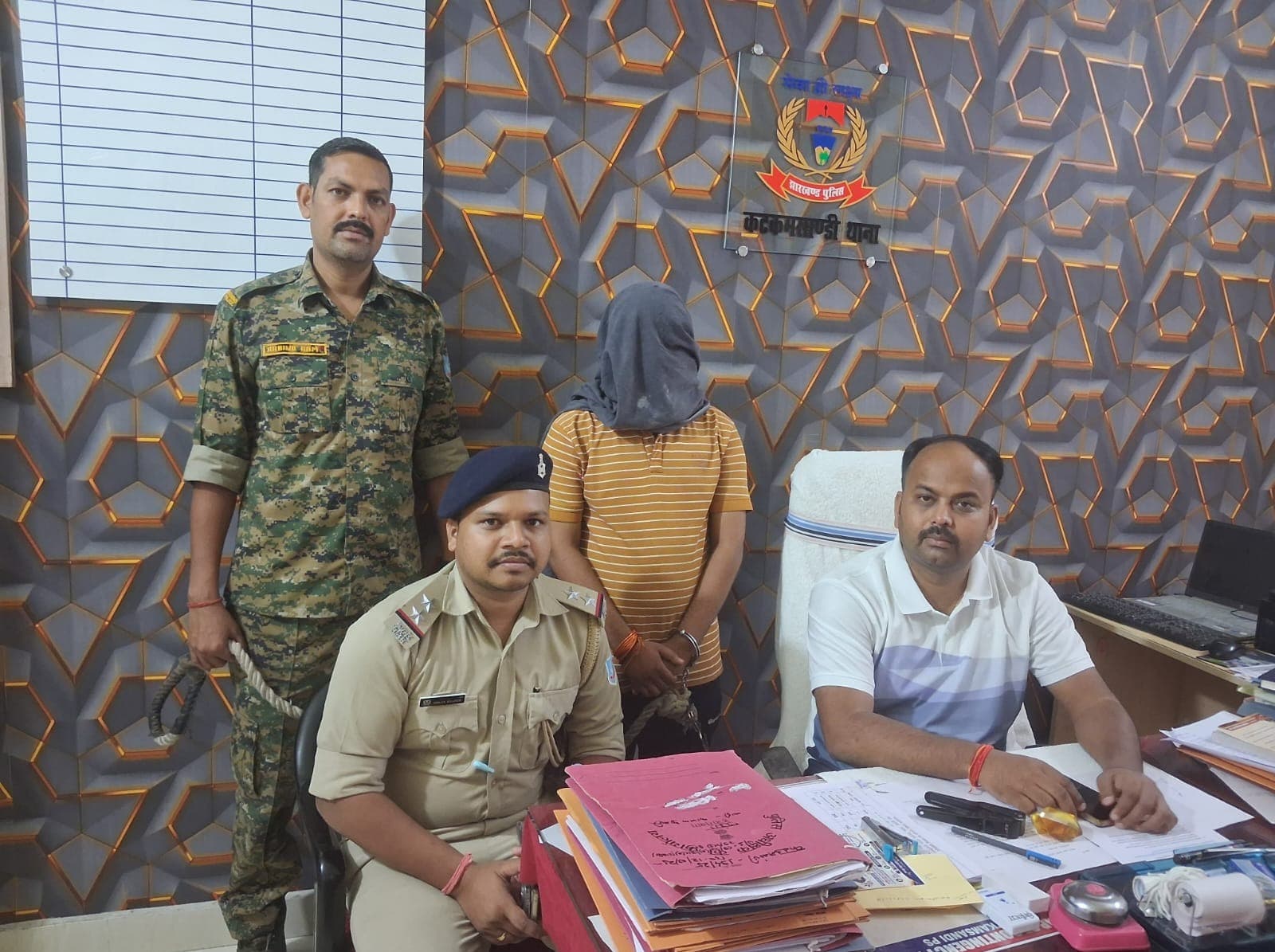 Hazaribagh Police ने गाजियाबाद से फरार आरोपी को किया गिरफ्तार, कटकमसां