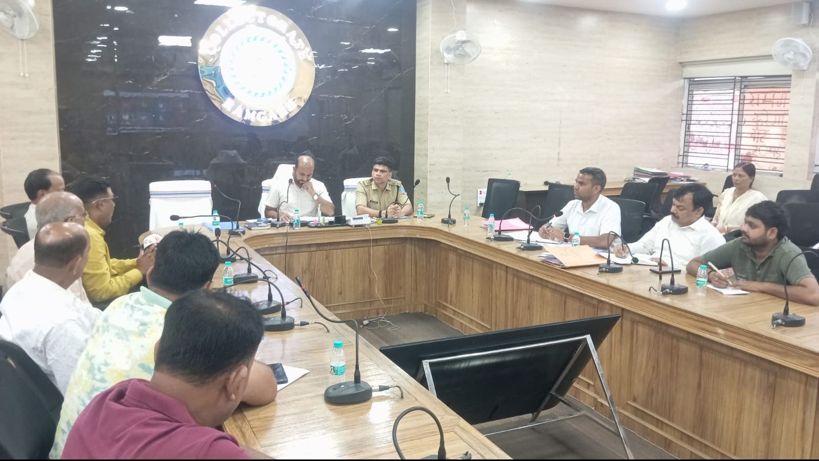 रजरप्पा मंदिर के समग्र विकास और दान प्रबंधन में पारदर्शिता पर जोर, उपायुक्त ने दिए दिशा-निर्देश