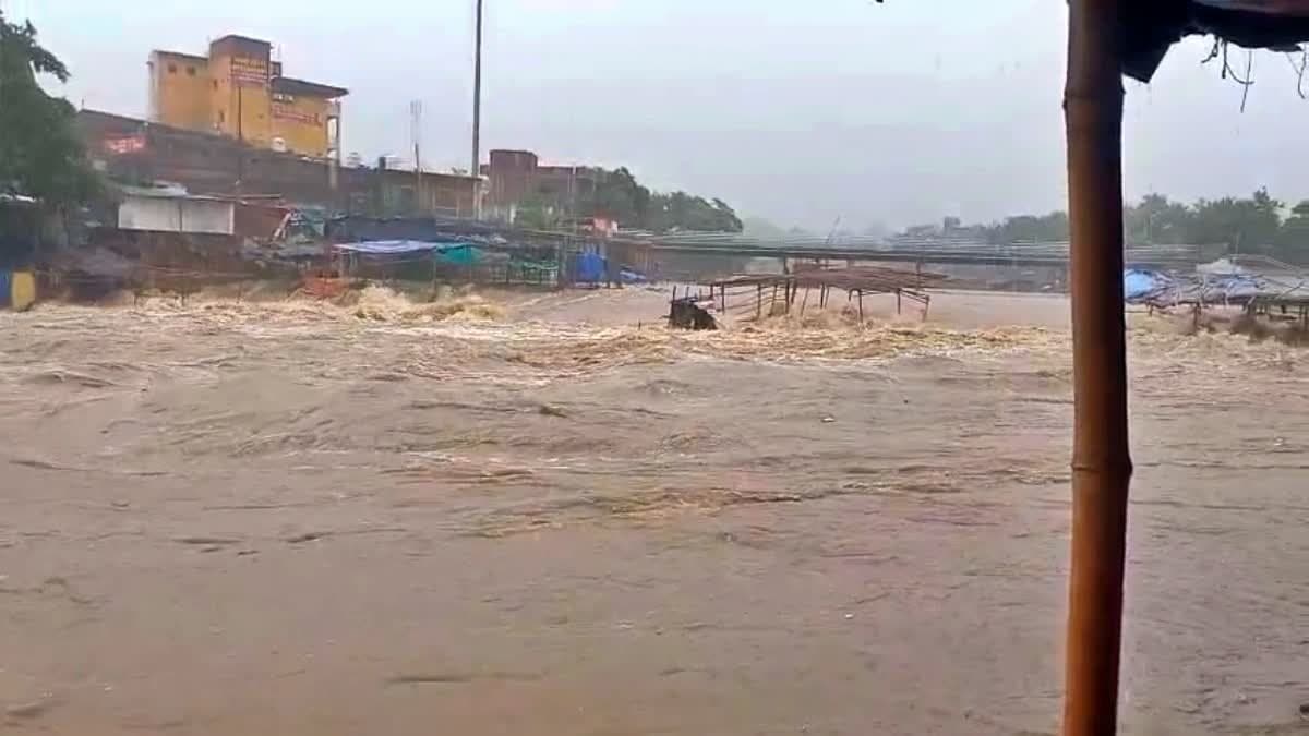 तेज बारिश से पतरातू डैम का बढ़ा जलस्तर, सुरक्षा को लेकर प्रशासन अलर्ट