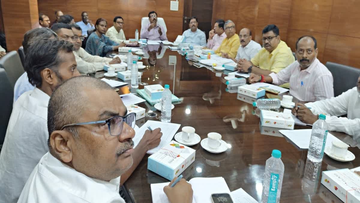 झारखंड में SIR को लेकर CEO ने राजनीतिक दलों के प्रतिनिधियों के साथ की बैठक, पारदर्शिता पर दिया जोर