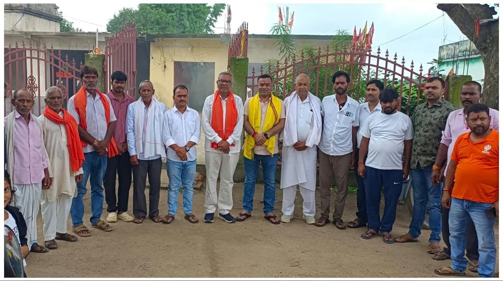 भक्ति में सराबोर हुआ अंबाजीत, कीर्तन समापन में पहुंचे रविशंकर अकेला